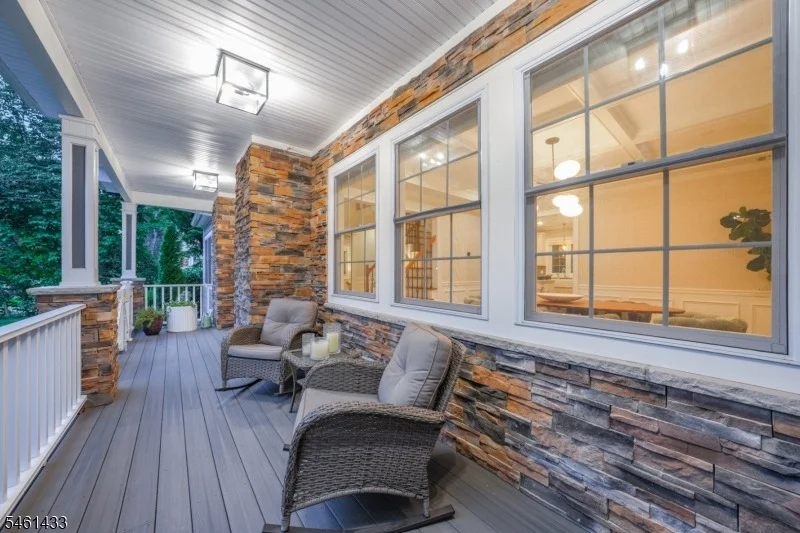 Photo of 1445 Deer Path