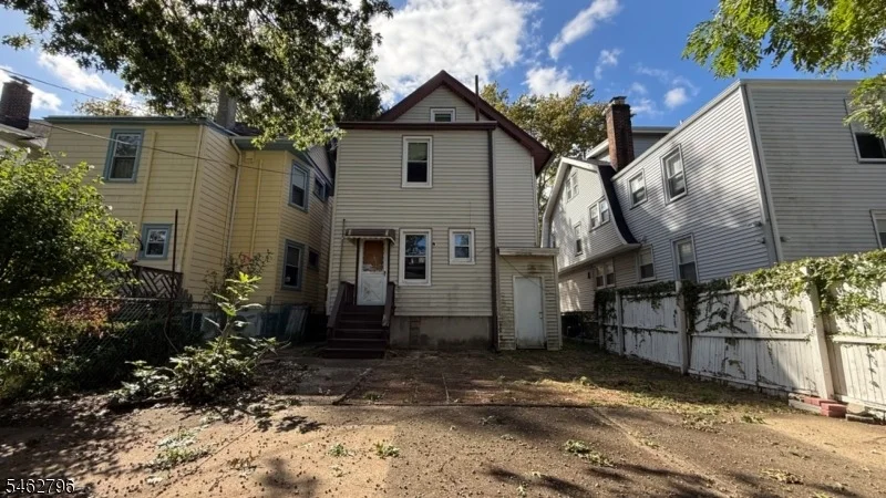 Photo of 54 Olive St