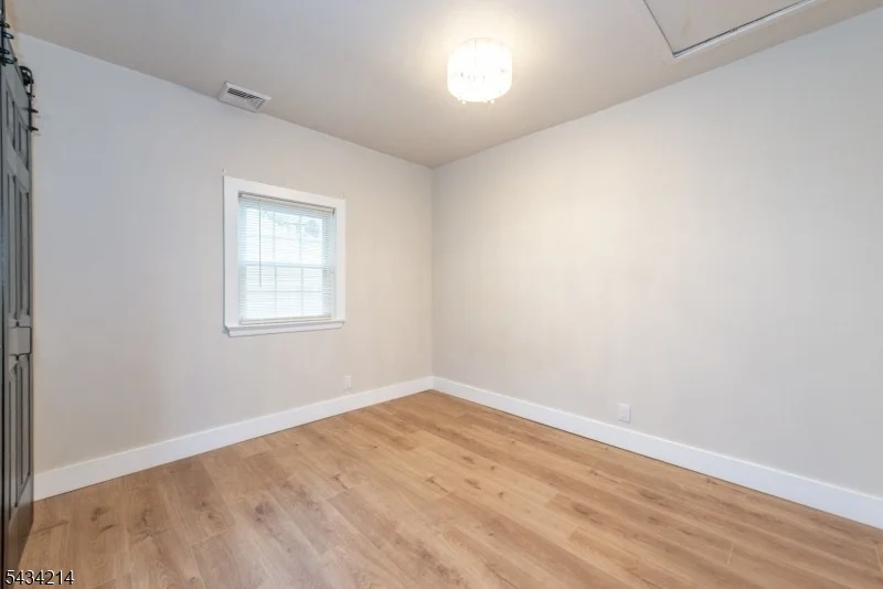 Photo of 345 Rutherford Ave