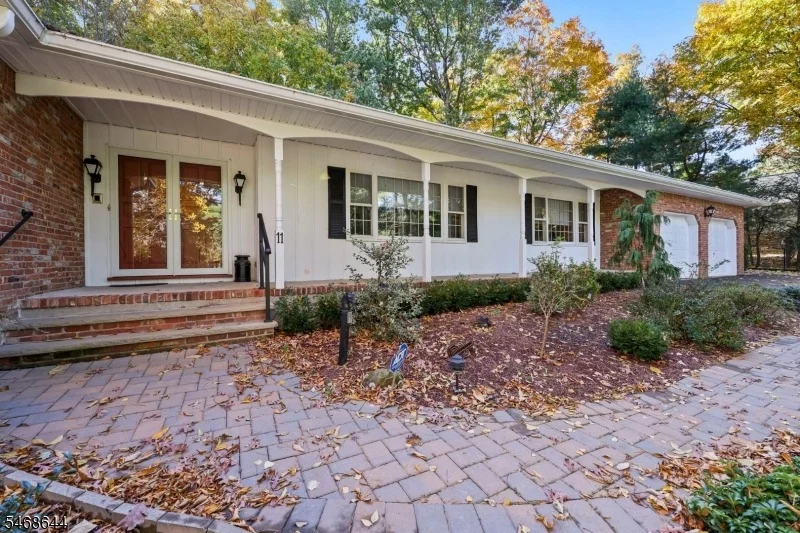 Photo of 11 Colona Rd