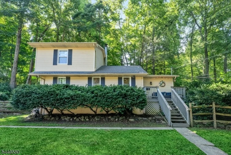 Photo of 48 Dunham Rd