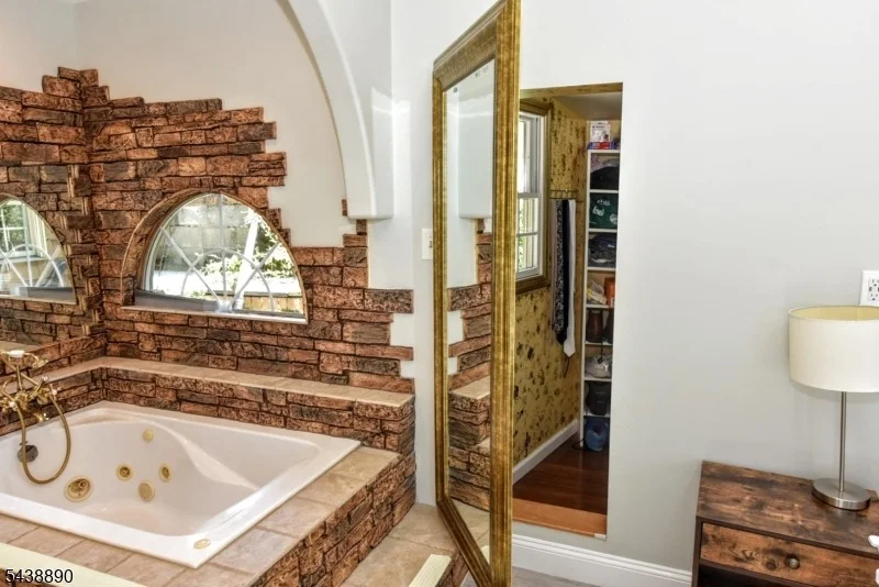 Photo of 27 Joan St