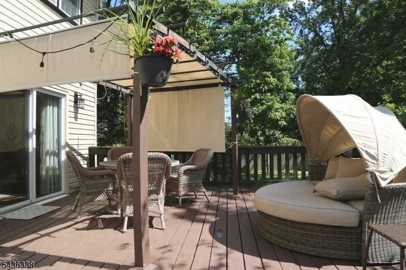 Photo of 4 Laurel Pl