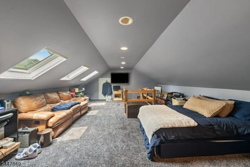 Photo of 950 Belvidere