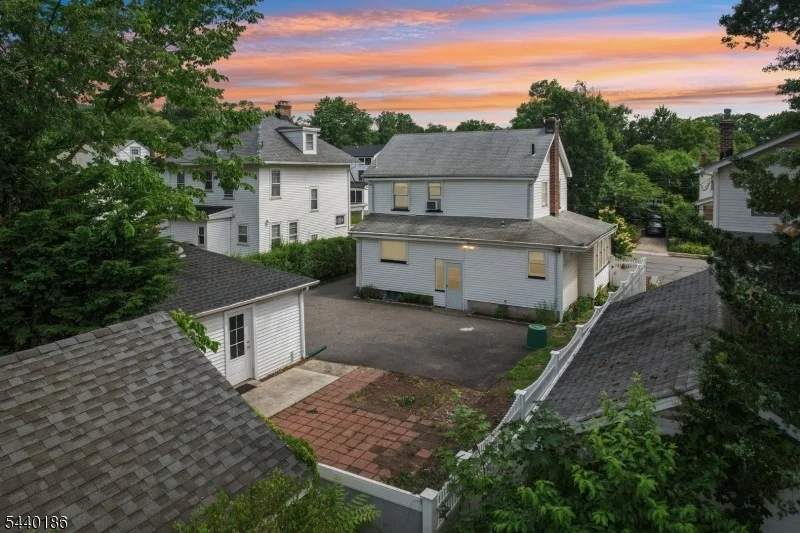 Photo of 34 Cypress St