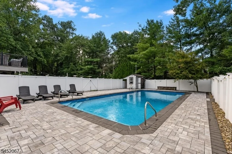 Photo of 23 Douglas Dr