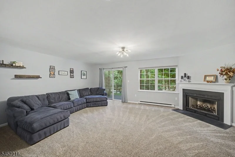Photo of 42 HICKORY WAY
