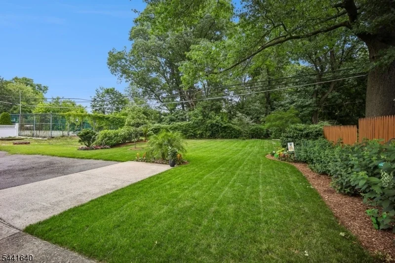 Photo of 23 Andover Pl