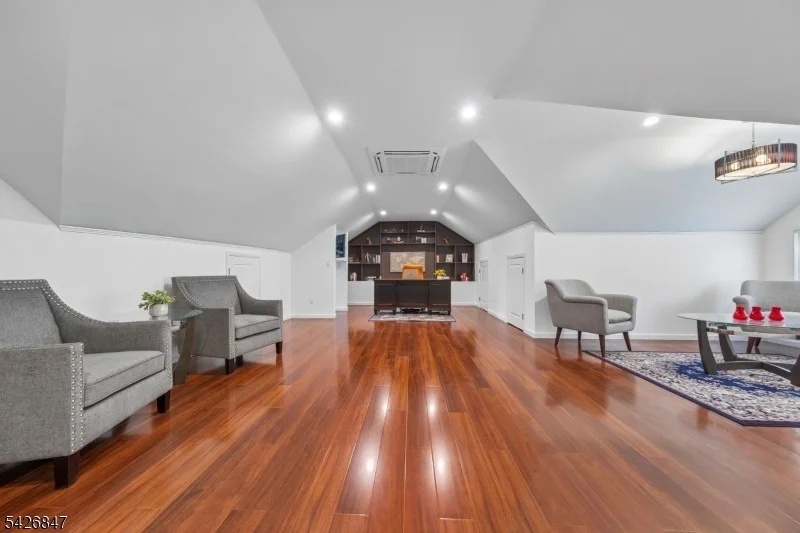 Photo of 21 Winding Way