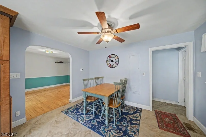Photo of 409 RIDGE ROAD