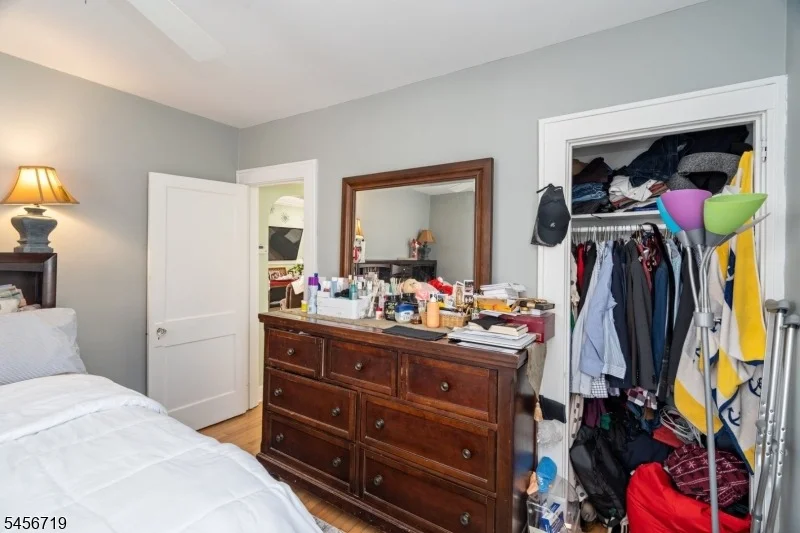 Photo of 18 Elycroft Ave