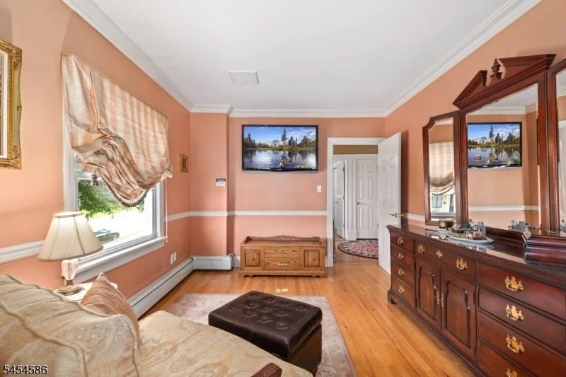 Photo of 252 Springfield Ave