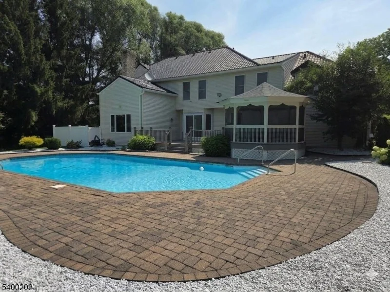 Photo of 23 Deire Dr