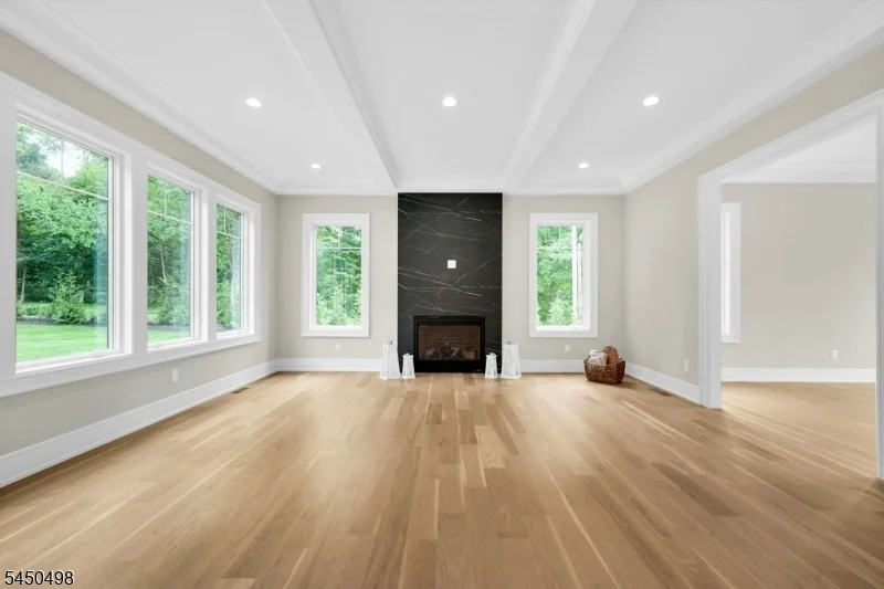 Photo of 237 Mountainside Rd