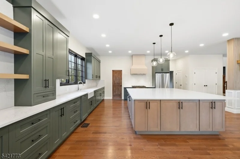 Photo of 803 Marshall Rd