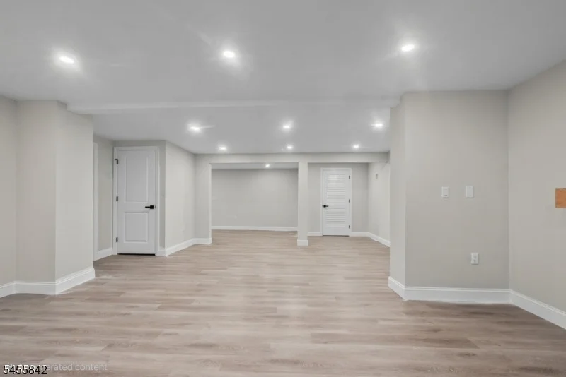 Photo of 41 Lefke Ln