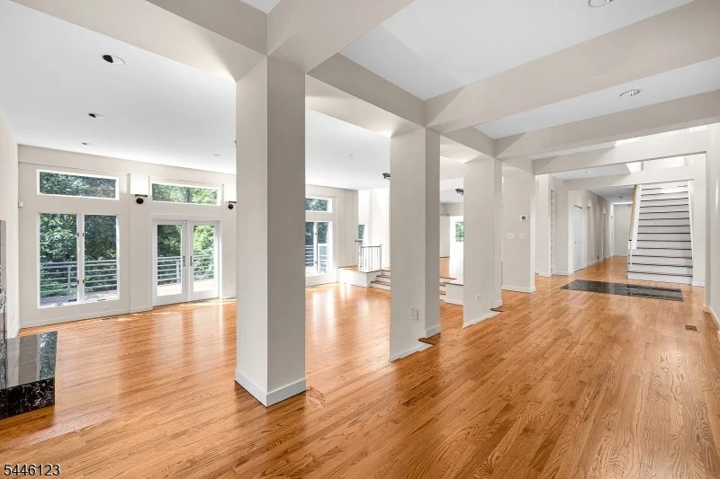 Photo of 30 Ellsworth Dr