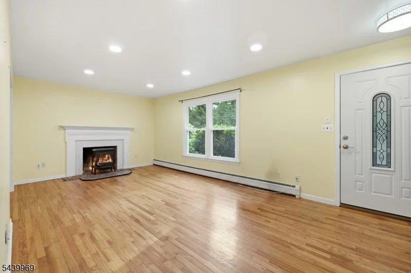 Photo of 223 Beacon Hill Rd