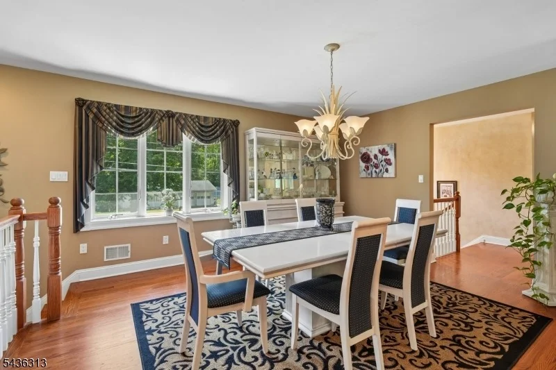Photo of 18 Mary Ellen Dr