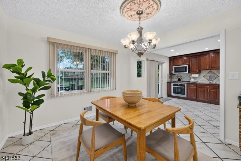 Photo of 25 Normandy Dr