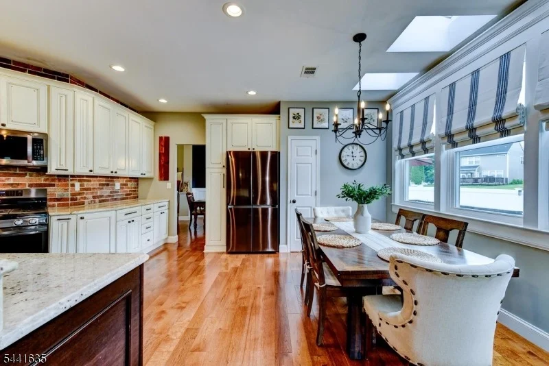 Photo of 88 Watch Hill Rd