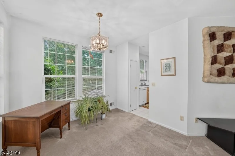 Photo of 18 Pheasant Brook Court