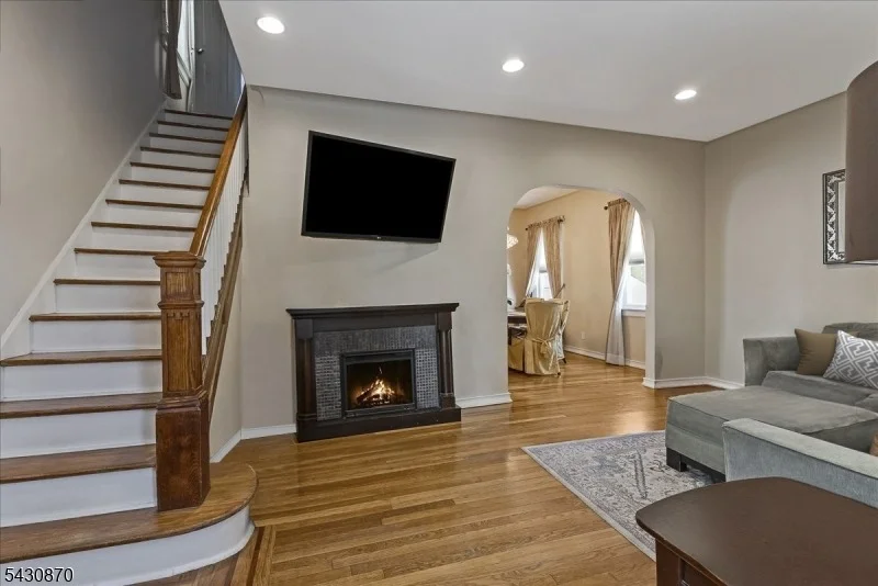 Photo of 136 Cedar St