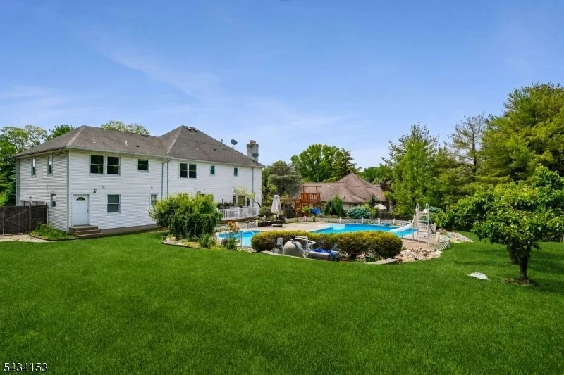 Photo of 1 Winchester Dr
