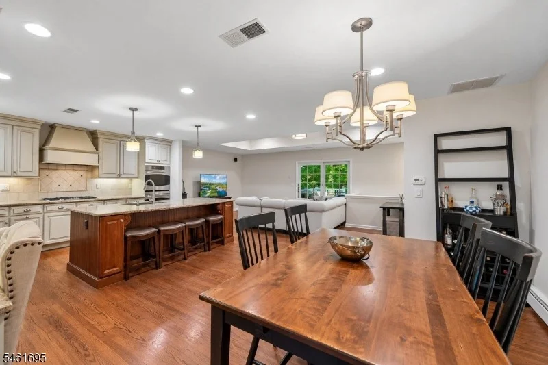 Photo of 302 Woods End Rd
