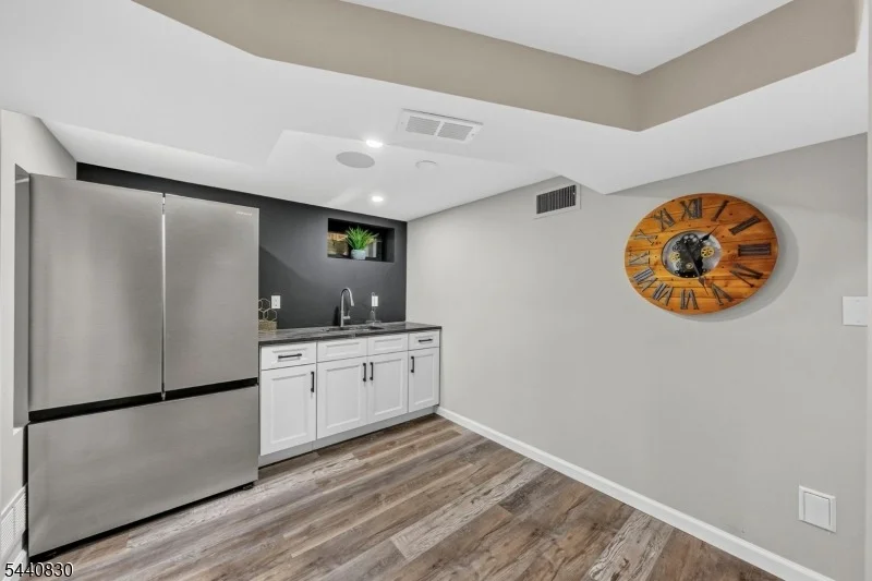 Photo of 42 Donnalin Pl
