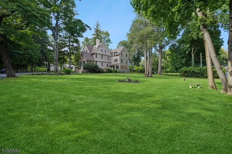 Photo of 6 Edgehill Rd