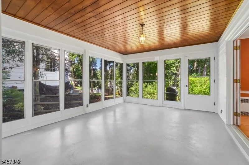 Photo of 260 Fairmount Ave