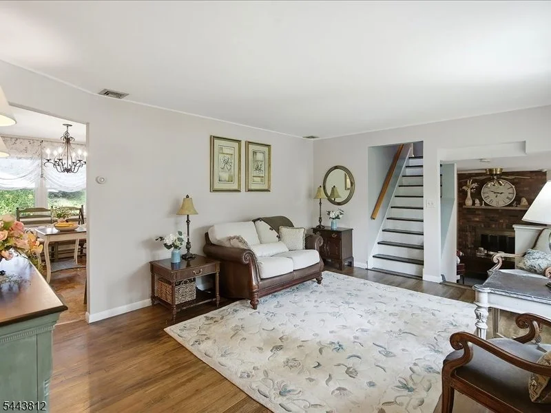 Photo of 76 Long Hill Rd