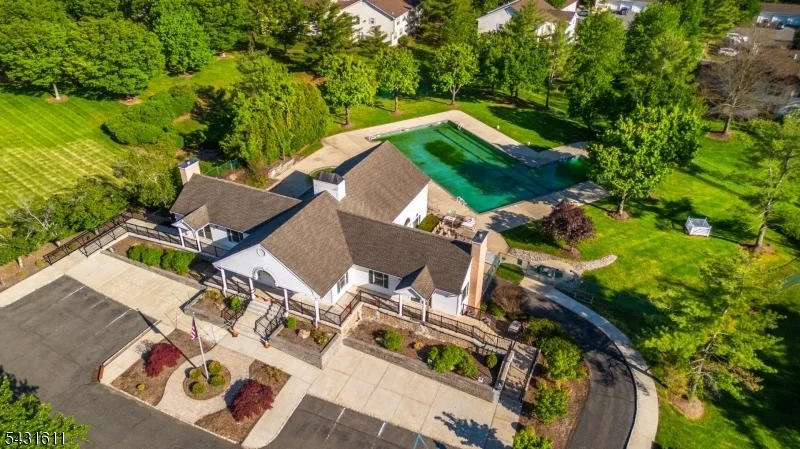 Photo of 366 Potomac Dr