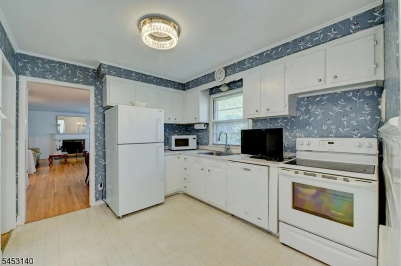 Photo of 271 Summit Rd