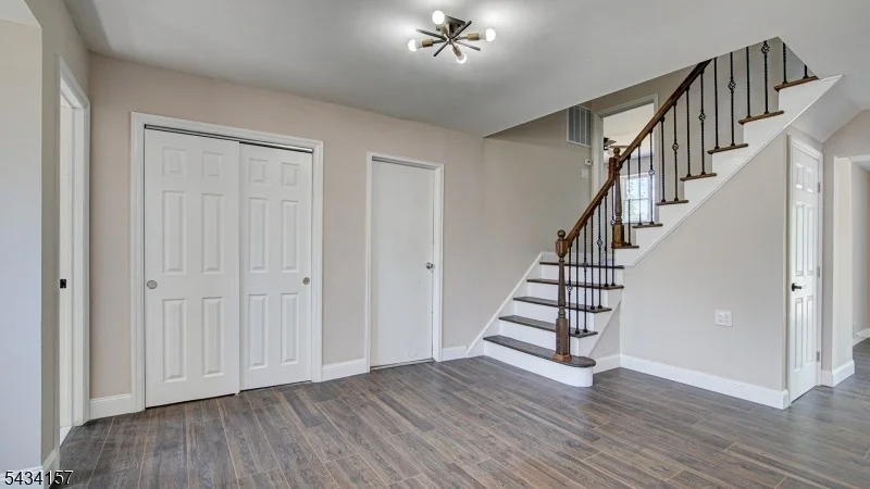 Photo of 14 Surrey Rd