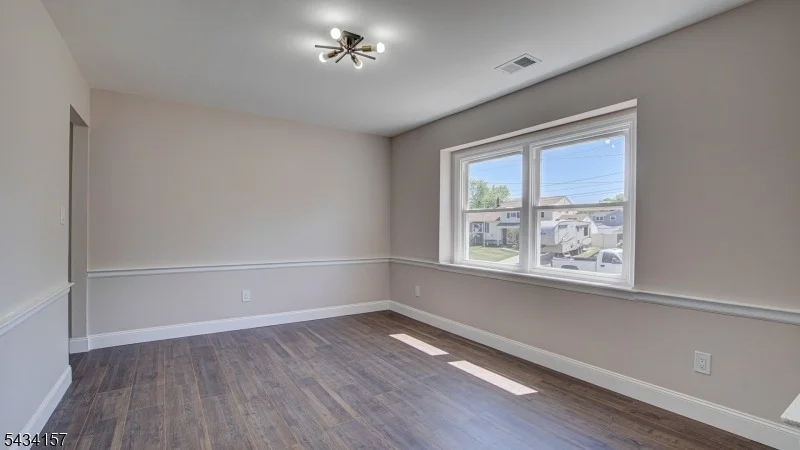 Photo of 14 Surrey Rd