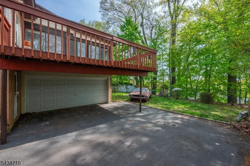 Photo of 27 Glen Rd