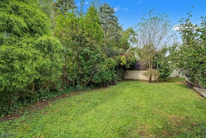 Photo of 13 SPRUCE PLACE