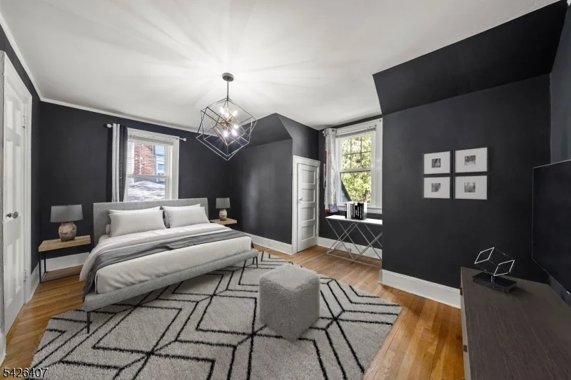 Photo of 192 Gregory Ave