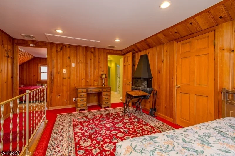 Photo of 980 Caldwell Ave