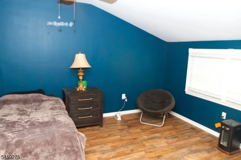 Photo of 319 Spruce Dr