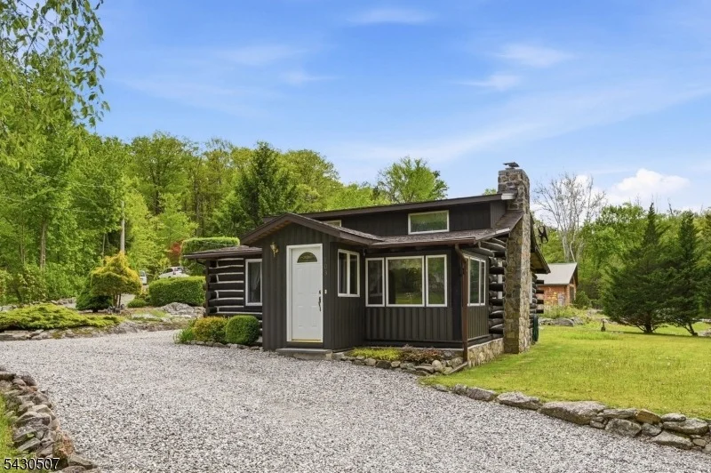 Photo of 103 Cherry Ridge Rd