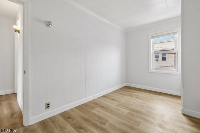 Photo of 63 Garrison St