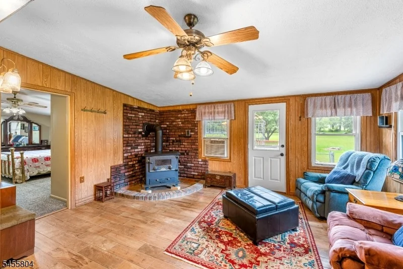 Photo of 39 Cornhollow Rd