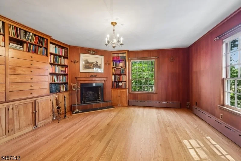 Photo of 260 Fairmount Ave
