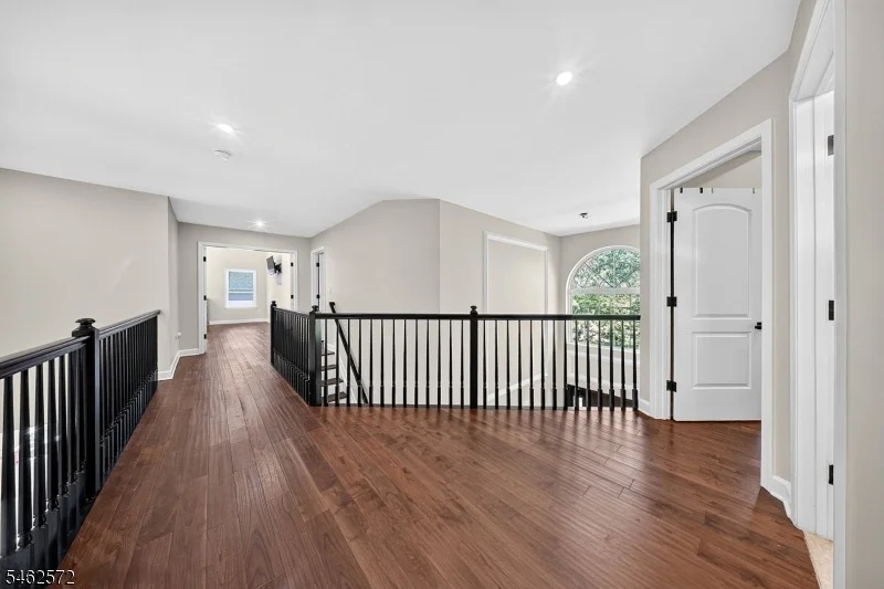 Photo of 58 Fox Chase Ln