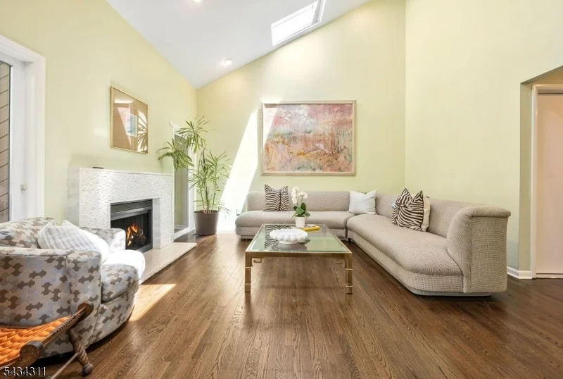 Photo of 27 Moran Rd