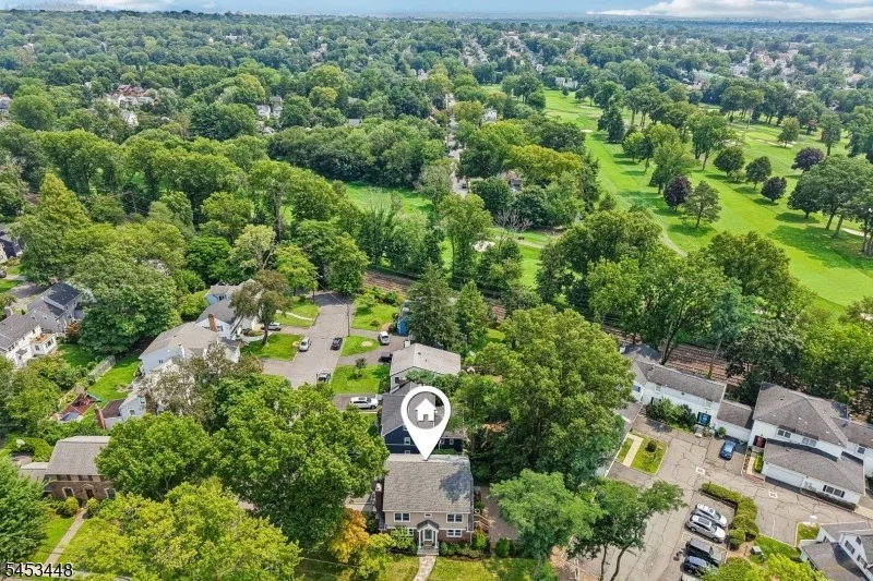 Photo of 650 Ridgewood Rd