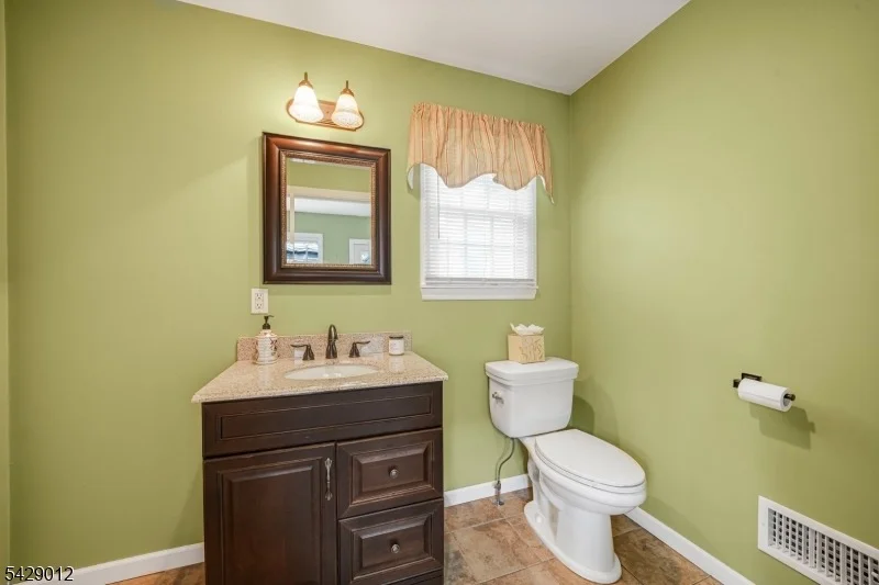 Photo of 30 Oakley Way